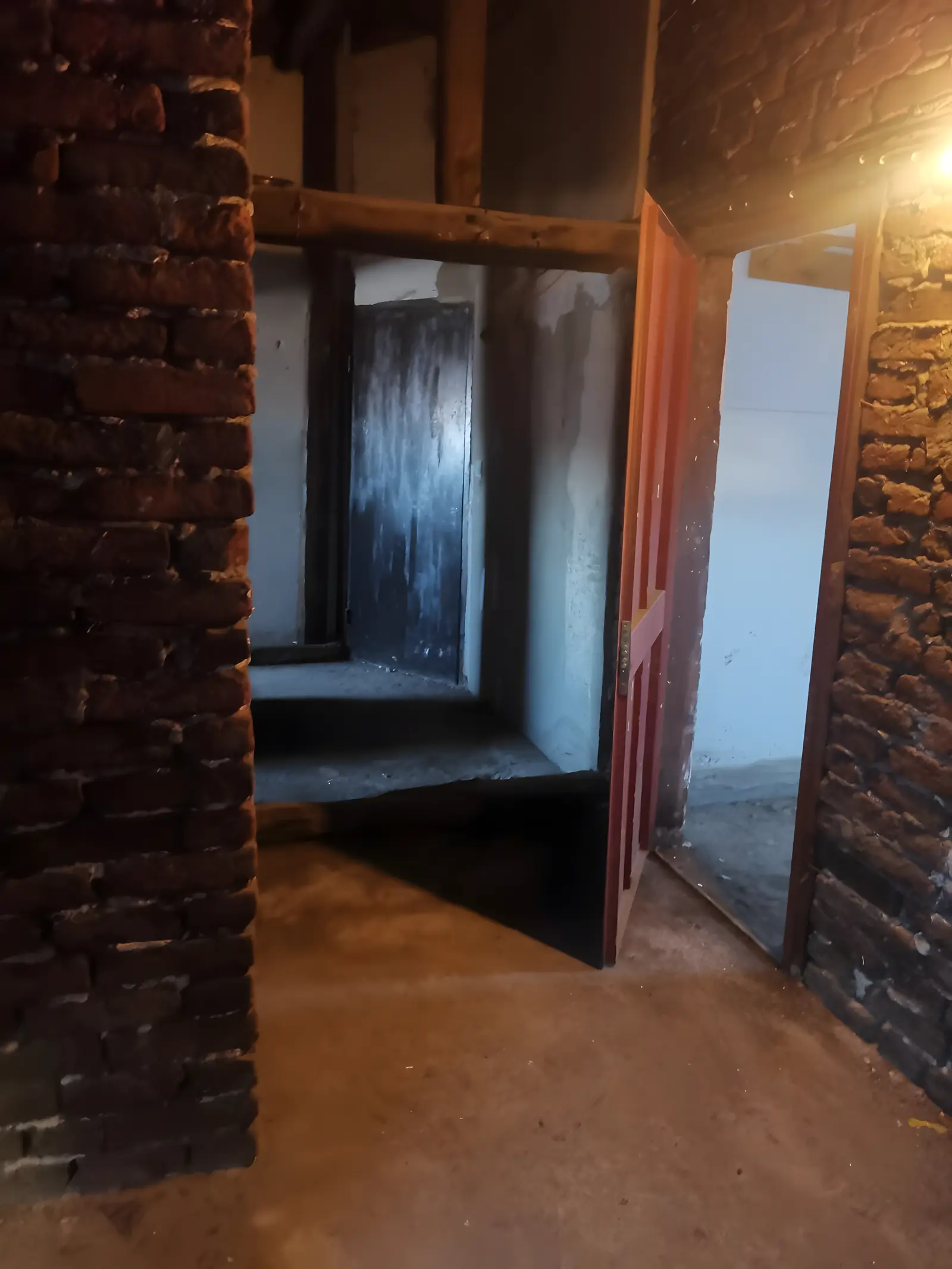 Почистване на таван и тавански помещения в София